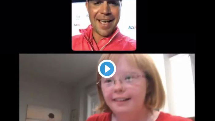 Gary Woodland surprises Amy with a FaceTime call